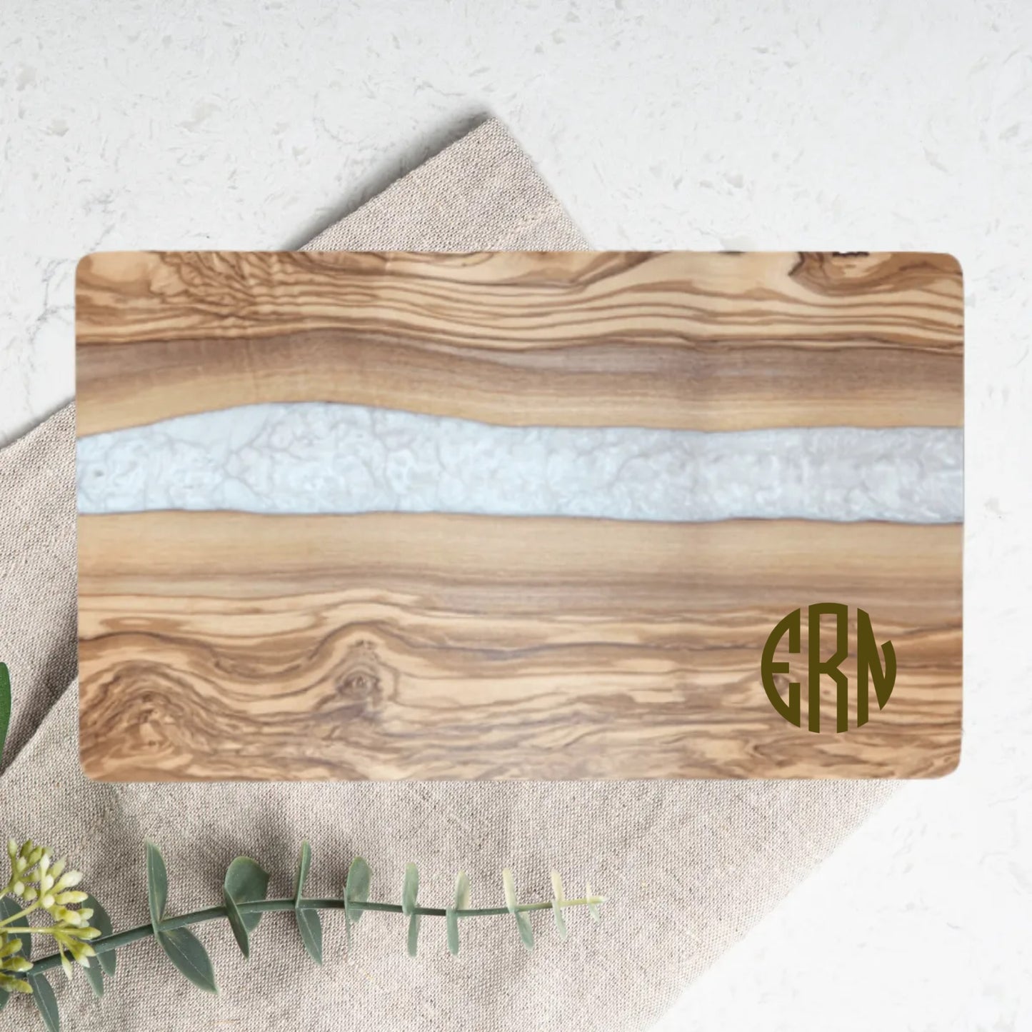 Olive Wood and Resin Cutting Board (Recommend 5-15 items)