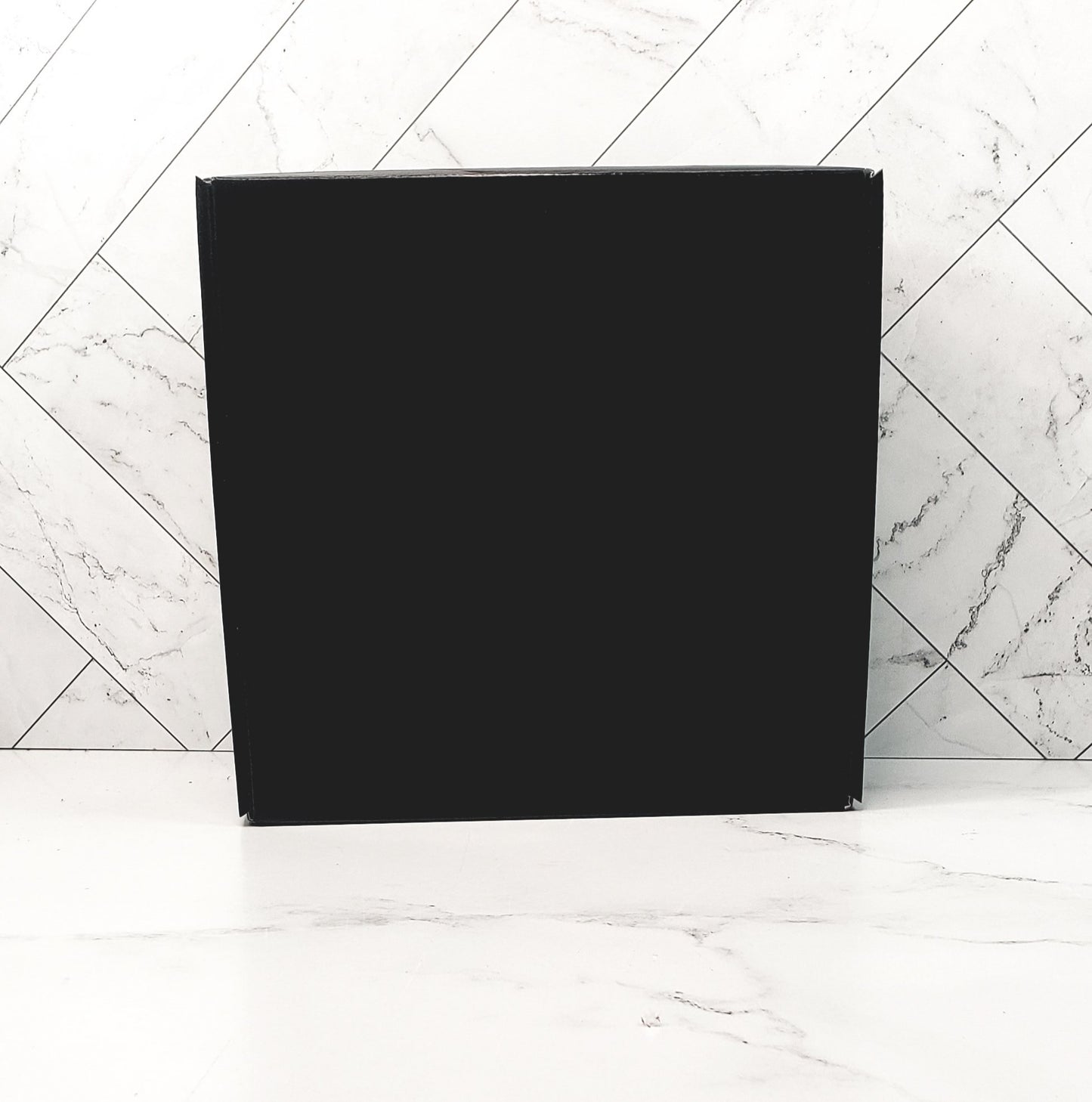 Black Gloss Gift Box (Recommend 7-8 items)