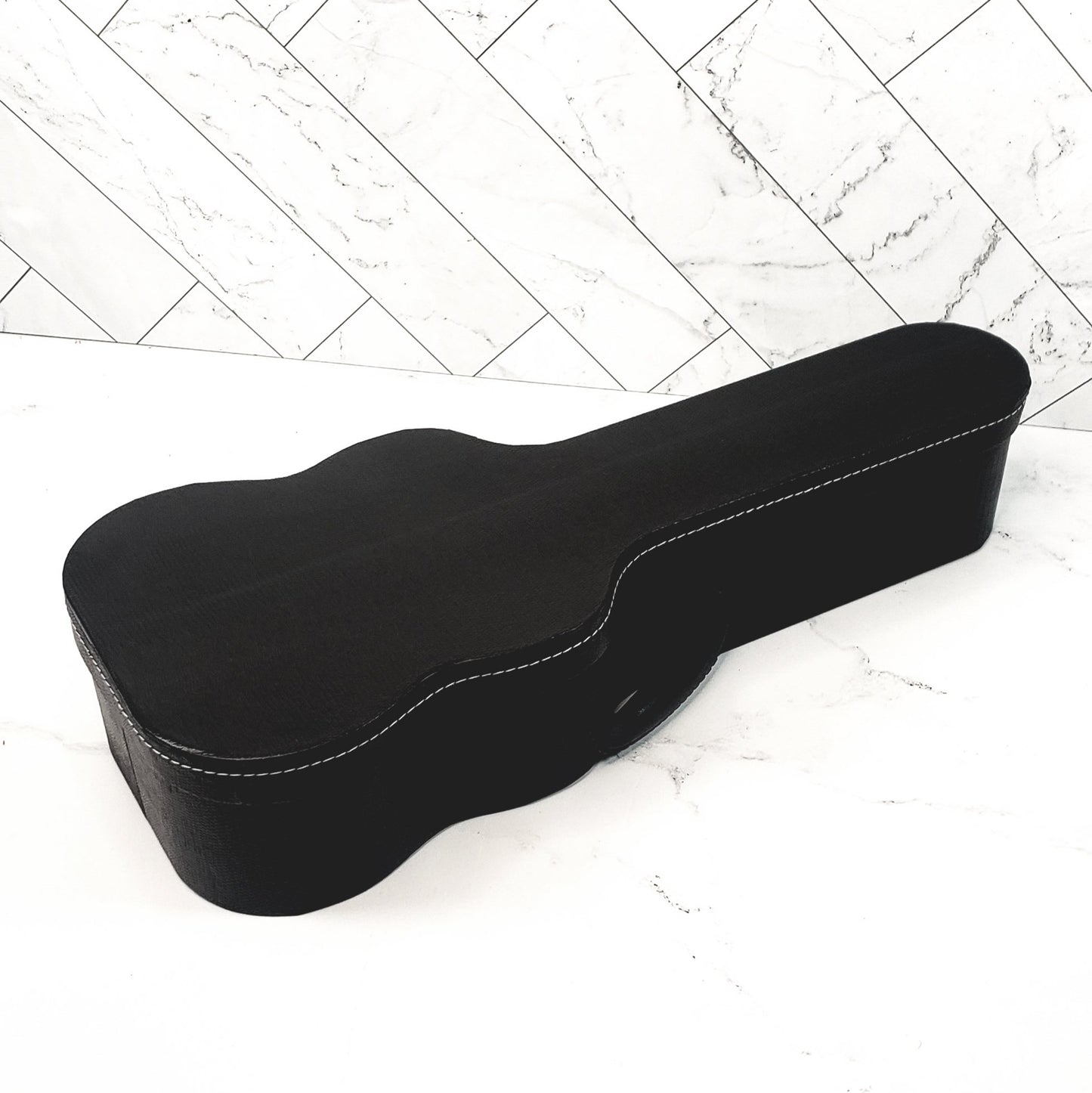 Guitar Gift Box (Recommend 7-9 items for Closed; 12-15 with open lid)